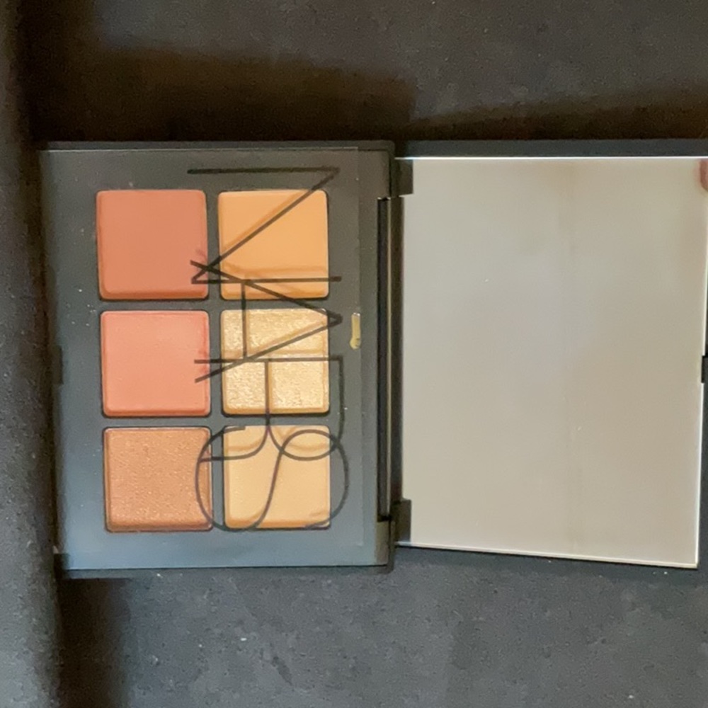 💥24HR FLASH SALE💥NARS NECTAR EYESHADOW PALETTE
